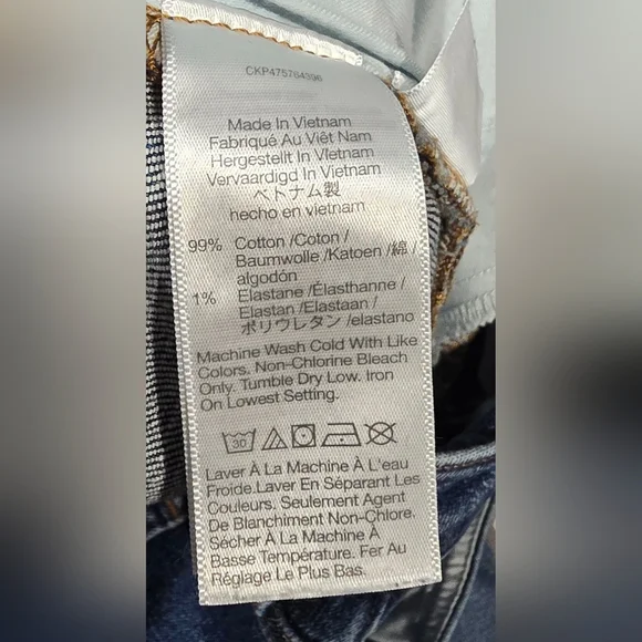 Madewell Midrise Kick Out Jeans Size 33 - Picture 8 of 8